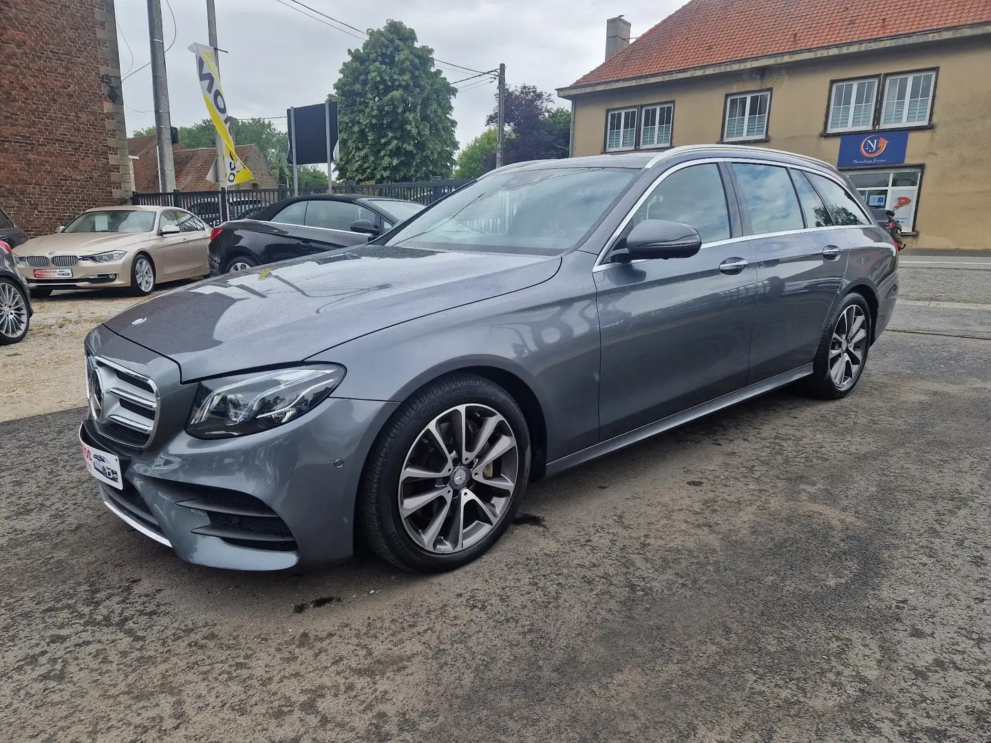 Mercedes-Benz E 220 d Pack AMG INT/EXT FULL OPTION Grijs - 1
