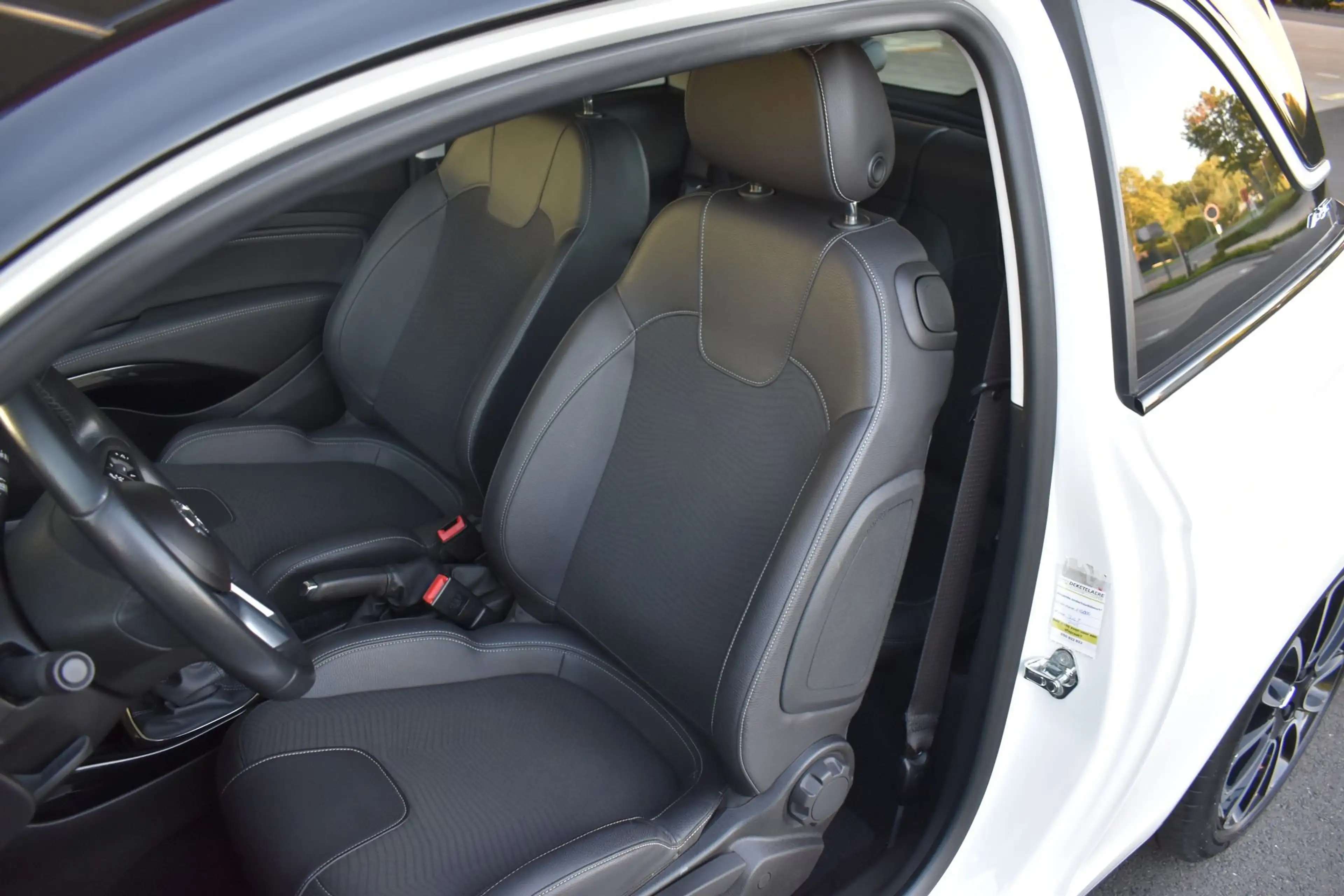 Opel Adam 1.2 GLAM *CarPlay*PanoDak*Parkeersensoren — photo 10