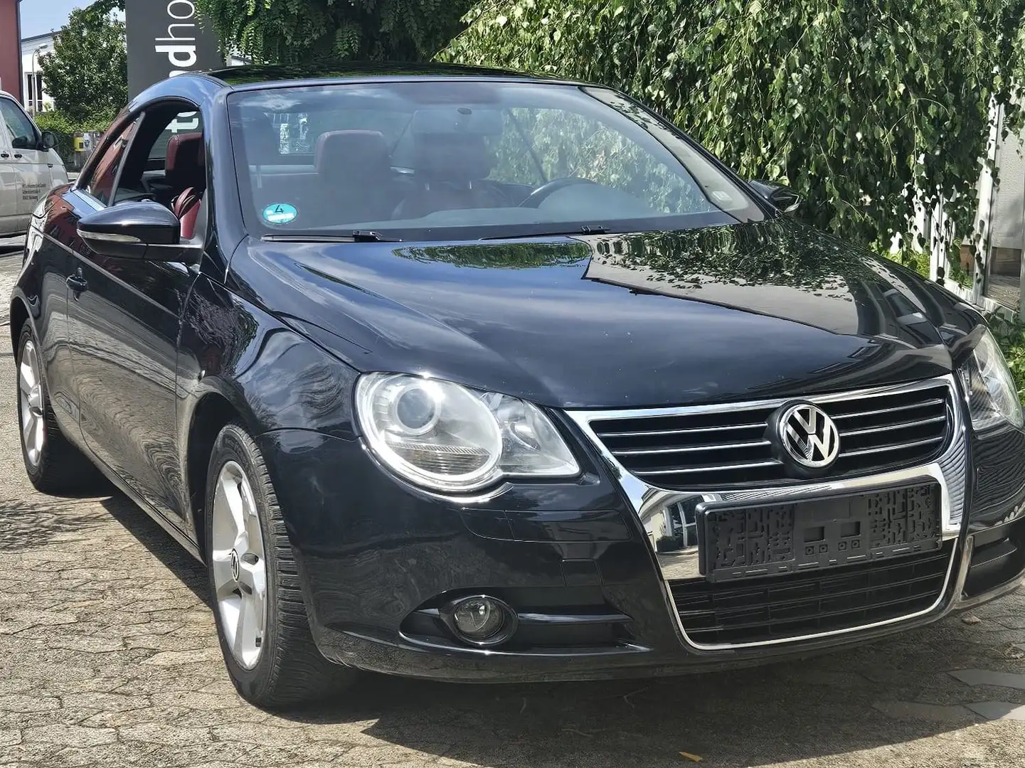 Volkswagen Eos 2.0 TDI DPF Exclusive 1 Jahr Garantie Czarny - 2