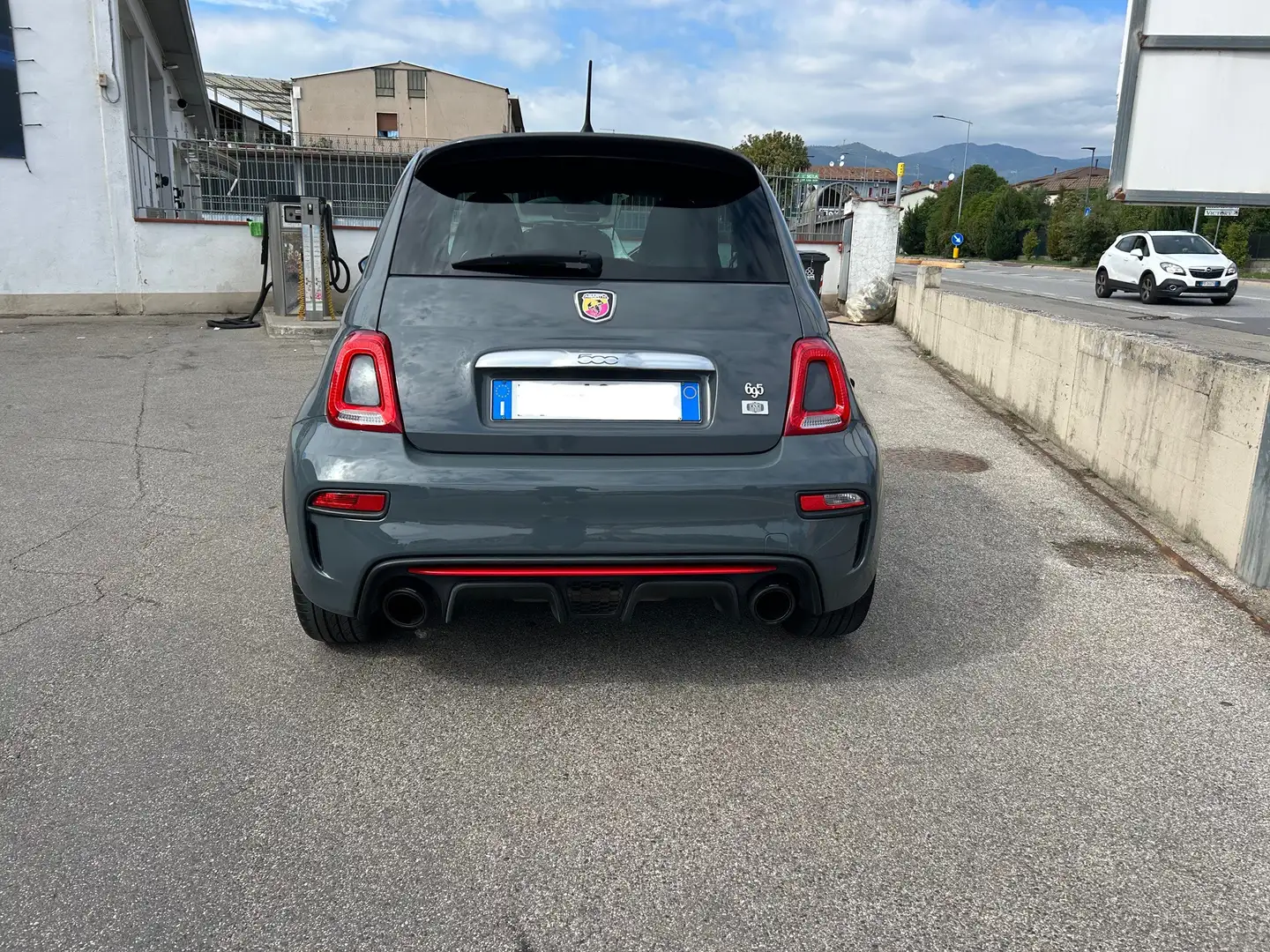 Abarth 695 1.4 16v t. t-jet XSR Yamaha Limited Edition 165cv - 2