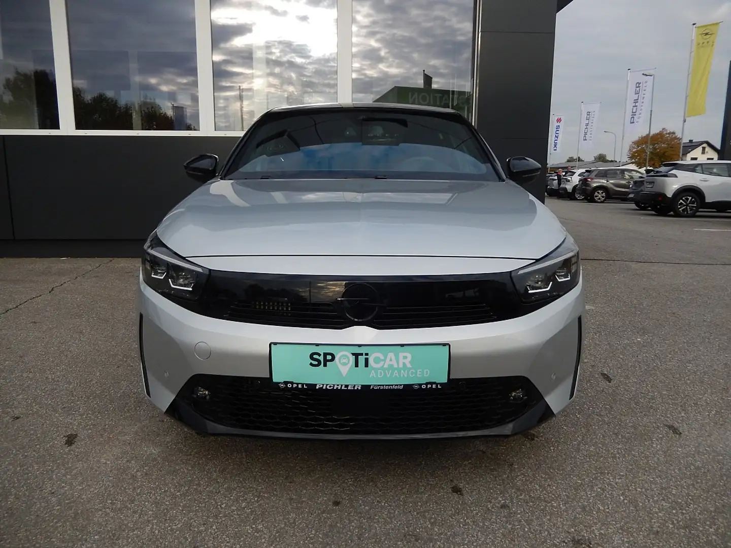 Opel Corsa 1,2 Direct Injection Turbo Euro 6.4  GS Silber - 2