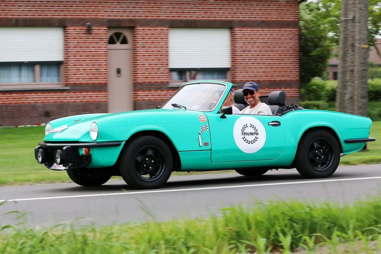 Triumph Spitfire 1500, foto 2