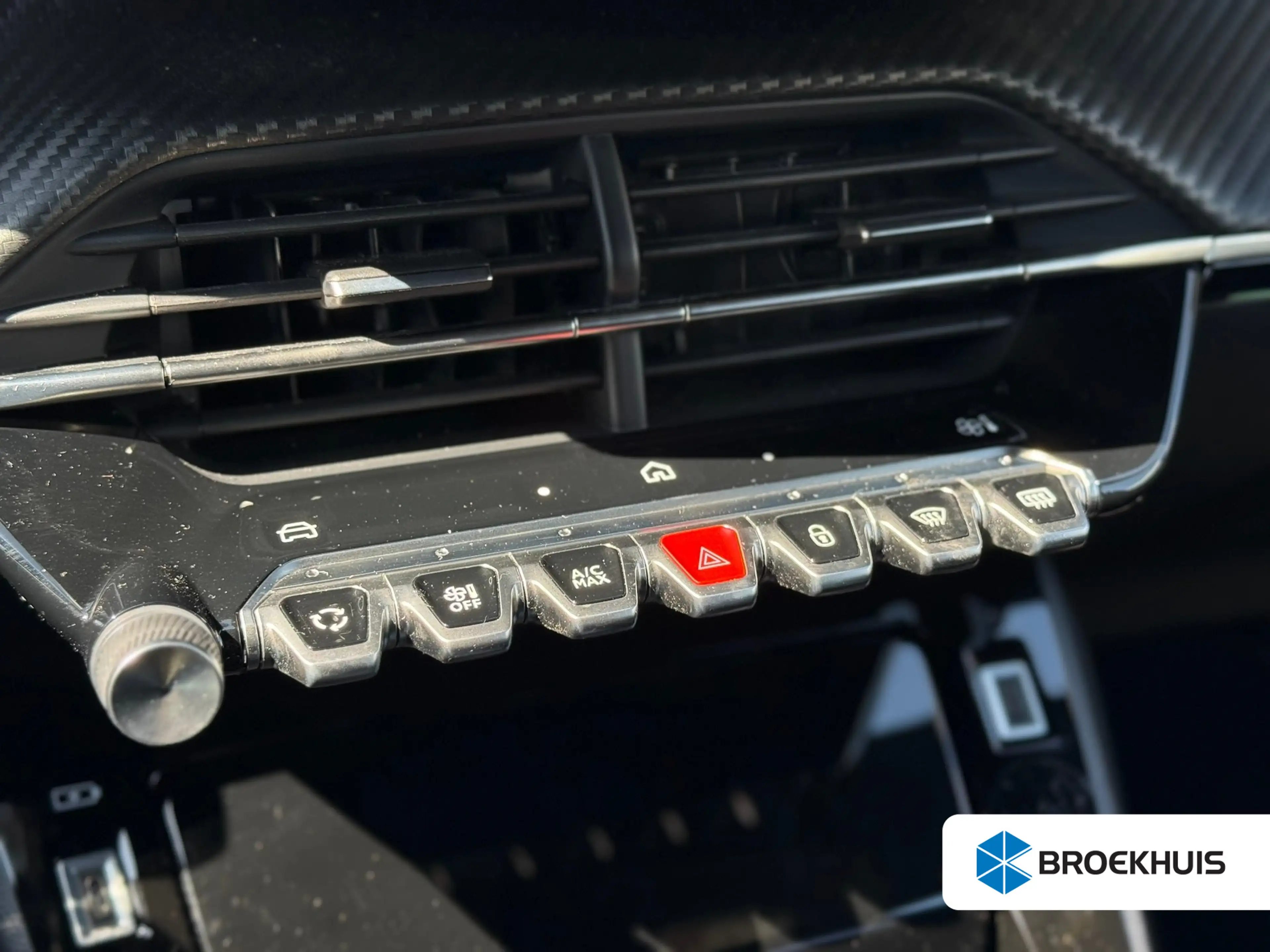 Peugeot e-2008 EV GT Avantage 54 kWh Soh 97% | 360 camera | Keyle — photo 30
