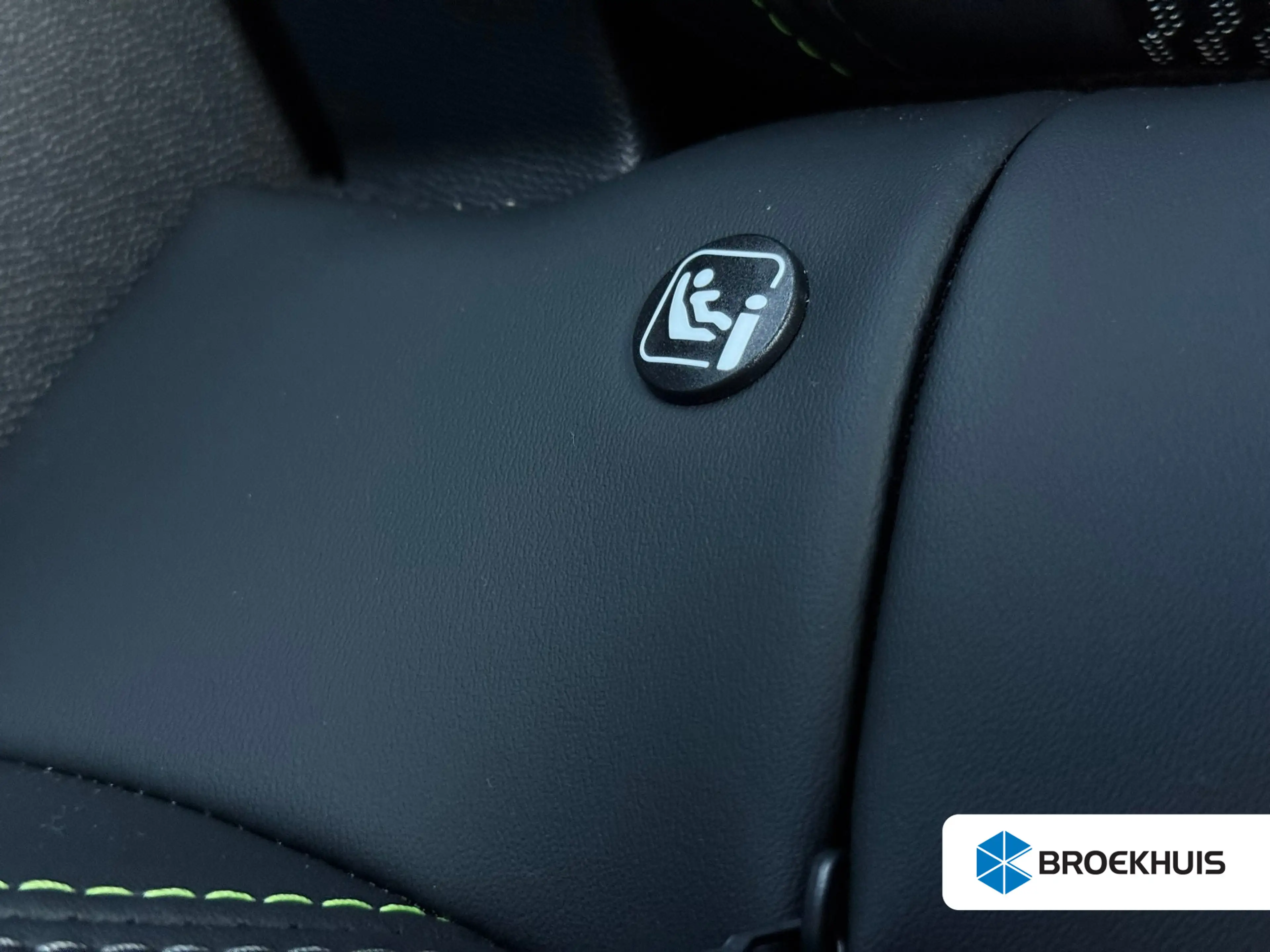 Peugeot e-2008 EV GT Avantage 54 kWh Soh 97% | 360 camera | Keyle — photo 40