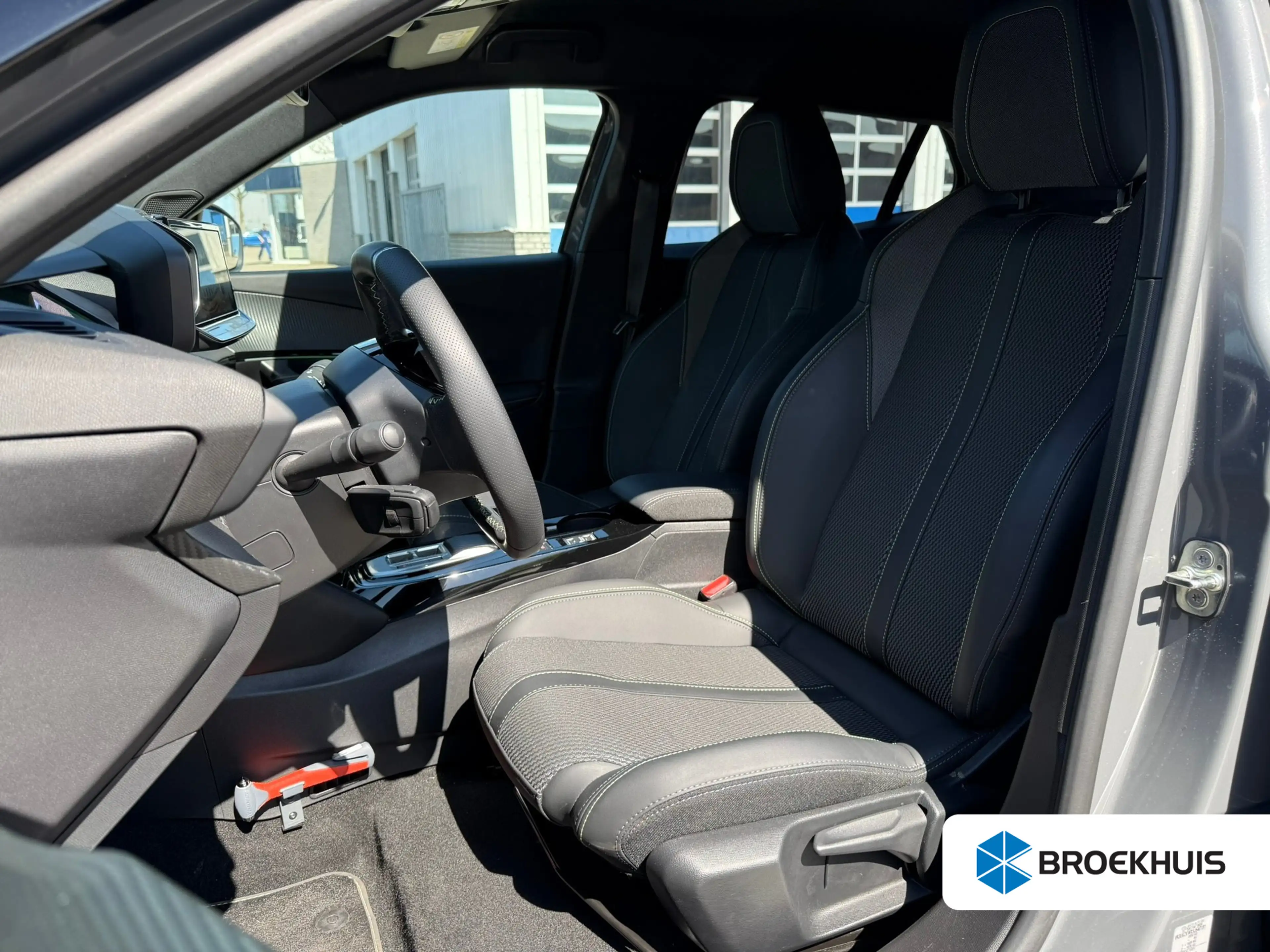 Peugeot e-2008 EV GT Avantage 54 kWh Soh 97% | 360 camera | Keyle — photo 14