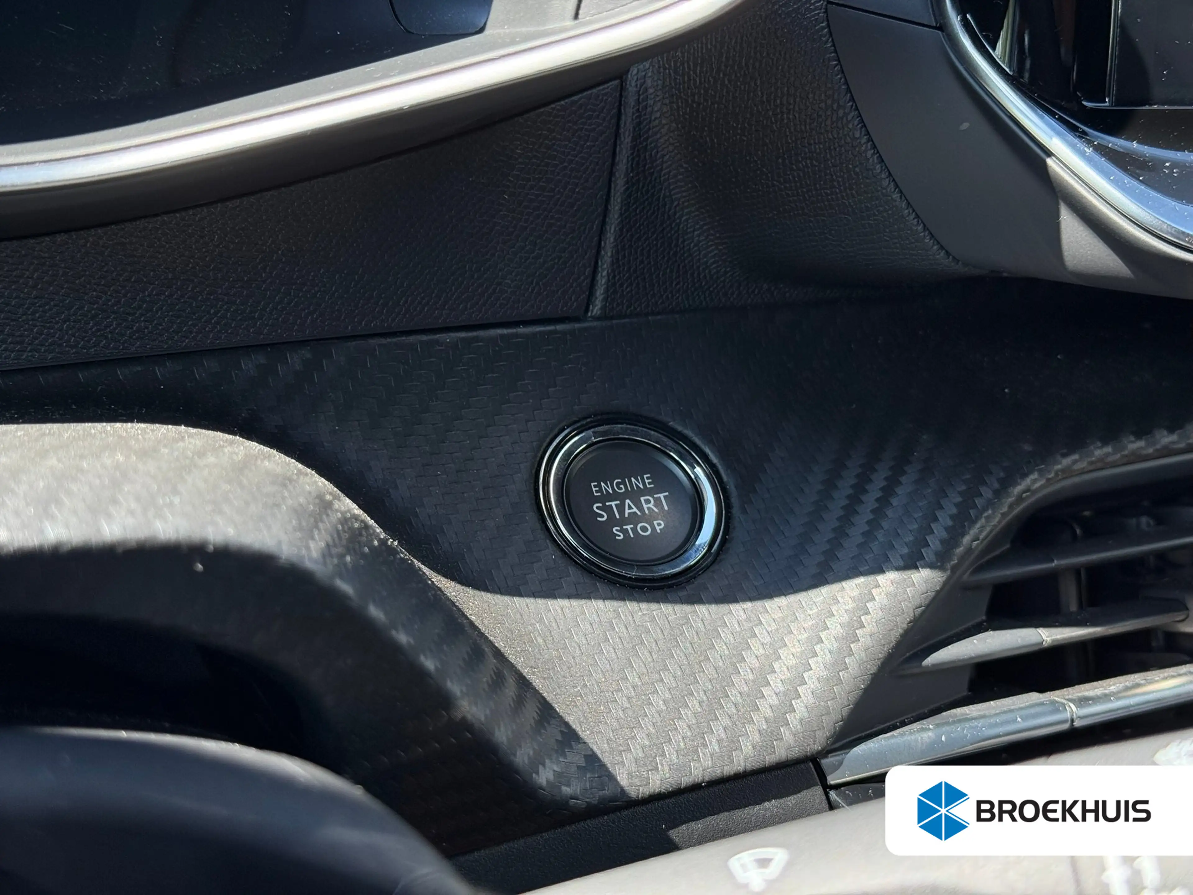 Peugeot e-2008 EV GT Avantage 54 kWh Soh 97% | 360 camera | Keyle — photo 35