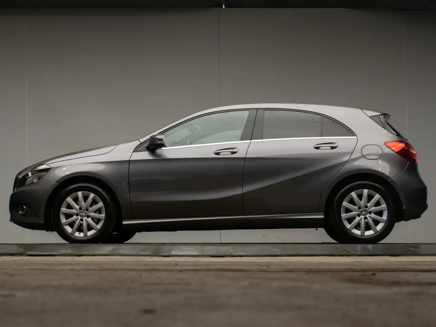 Mercedes-Benz A 180 Ambition Sport (NAVI,XENON,LED,CRUISE,SPORTSTOELEN Grigio - 1