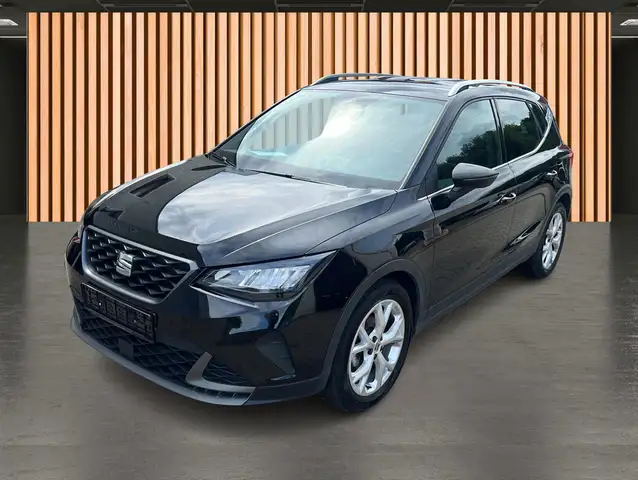 Seat Arona view 2
