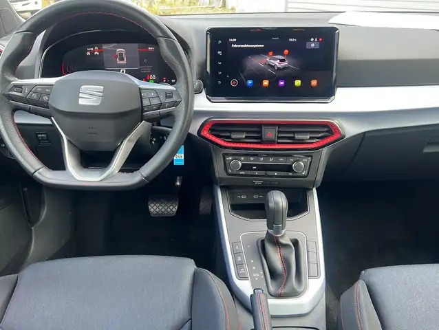 Seat Arona view 5