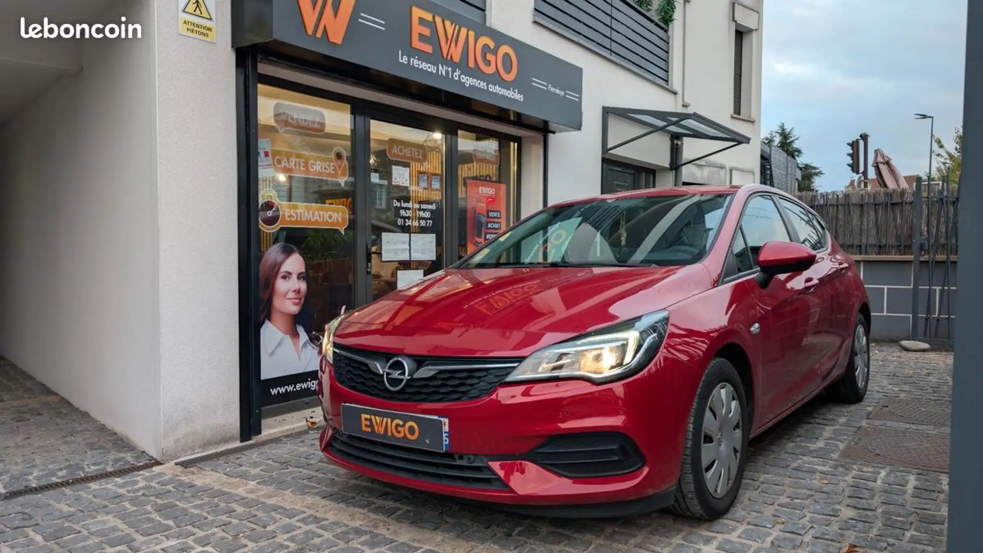 Opel Astra 1.2 ecotec 110ch edition business moteur à chaine embrayage neuf Rood - 1