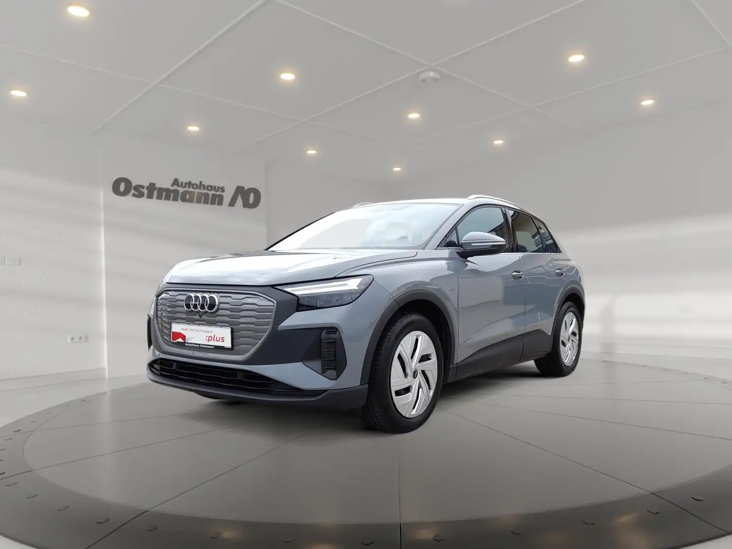 Audi Q4 e-tron Q4 35 e-tron LED Tempo KlimaA LM PDC SHZ Grau - 2