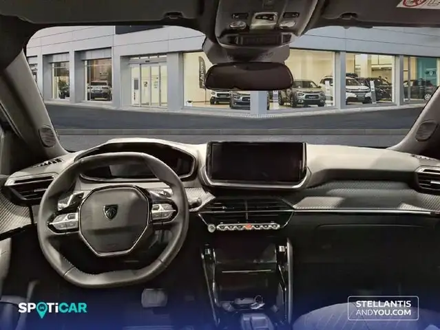 Peugeot 2008 view 8