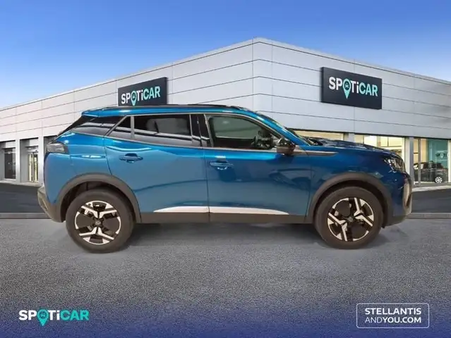 Peugeot 2008 view 4