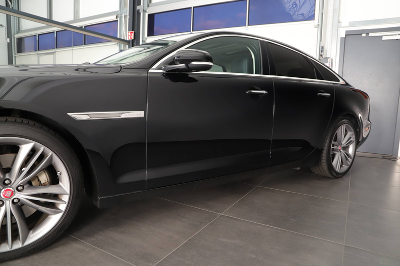 Jaguar XJ XJ Diesel 3.0 V6 Diesel Premium Luxury U-FREI S-HEFT MWST — photo 5