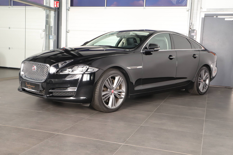 Jaguar XJ XJ Diesel 3.0 V6 Diesel Premium Luxury U-FREI S-HEFT MWST — photo 2