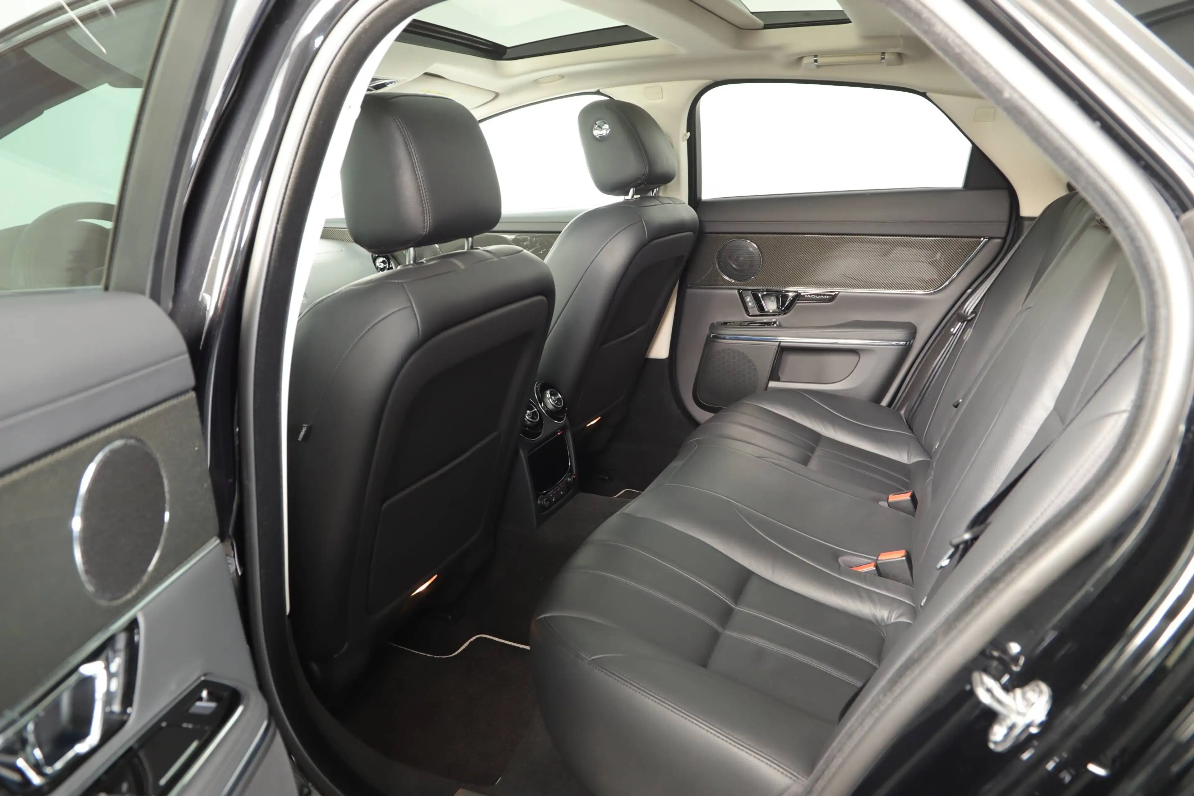 Jaguar XJ XJ Diesel 3.0 V6 Diesel Premium Luxury U-FREI S-HEFT MWST — photo 15