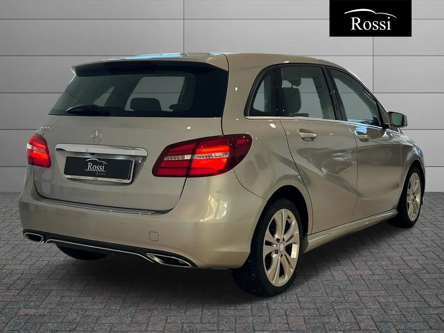 Mercedes-Benz B 180 d (cdi) Premium auto FL E6 Silber - 2