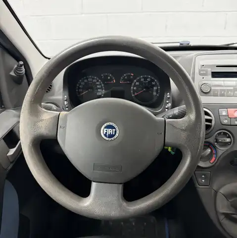 Fiat Panda view 8