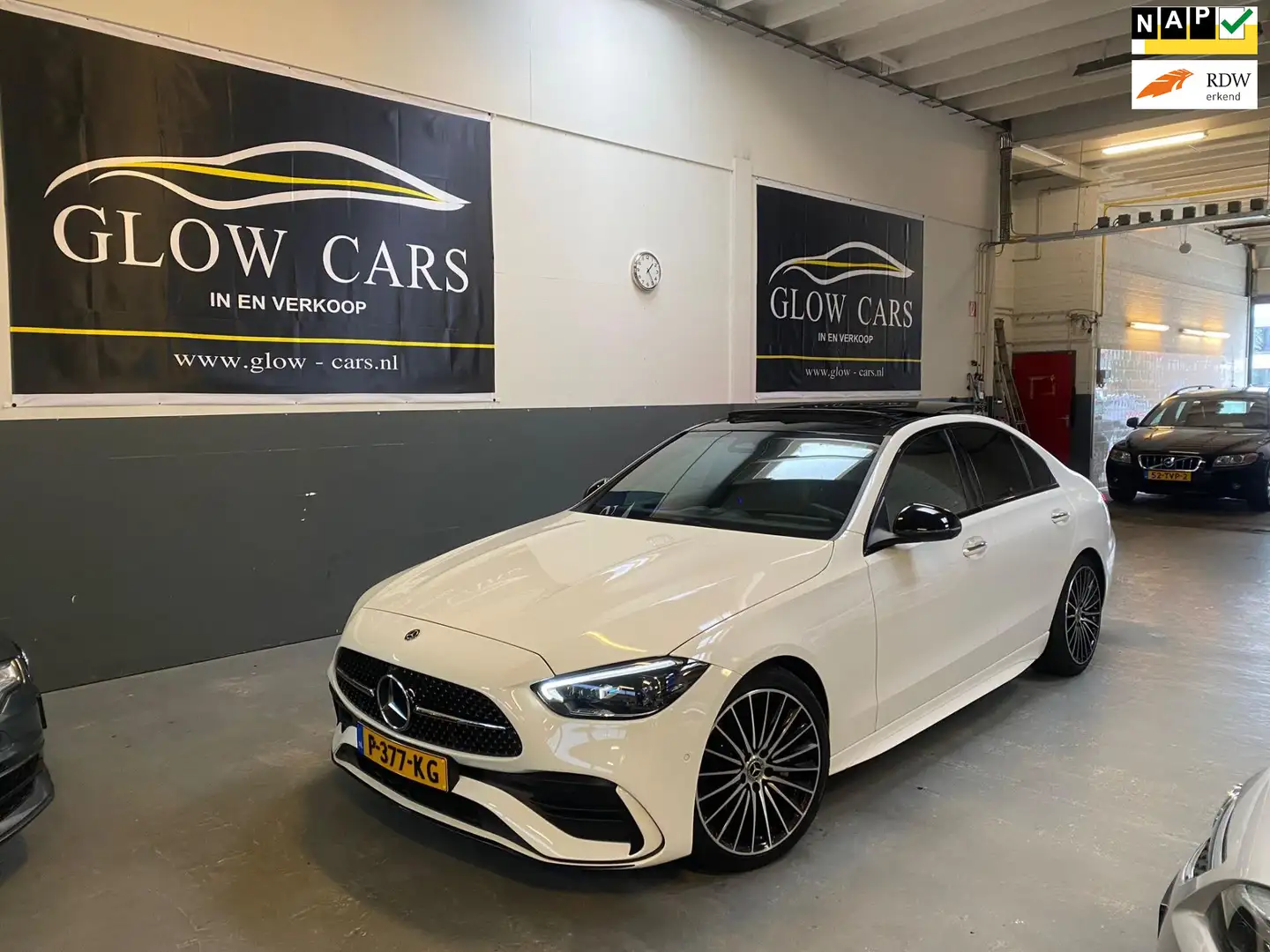 Mercedes-Benz C 200 AMG Line|360 CAMERA|NIGHT|SFEER|19 Wit - 1