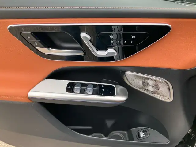 Mercedes-Benz GLC 300 de 4MATIC Coupé mit EQ Hybrid Technologie Österrei Ansicht 16