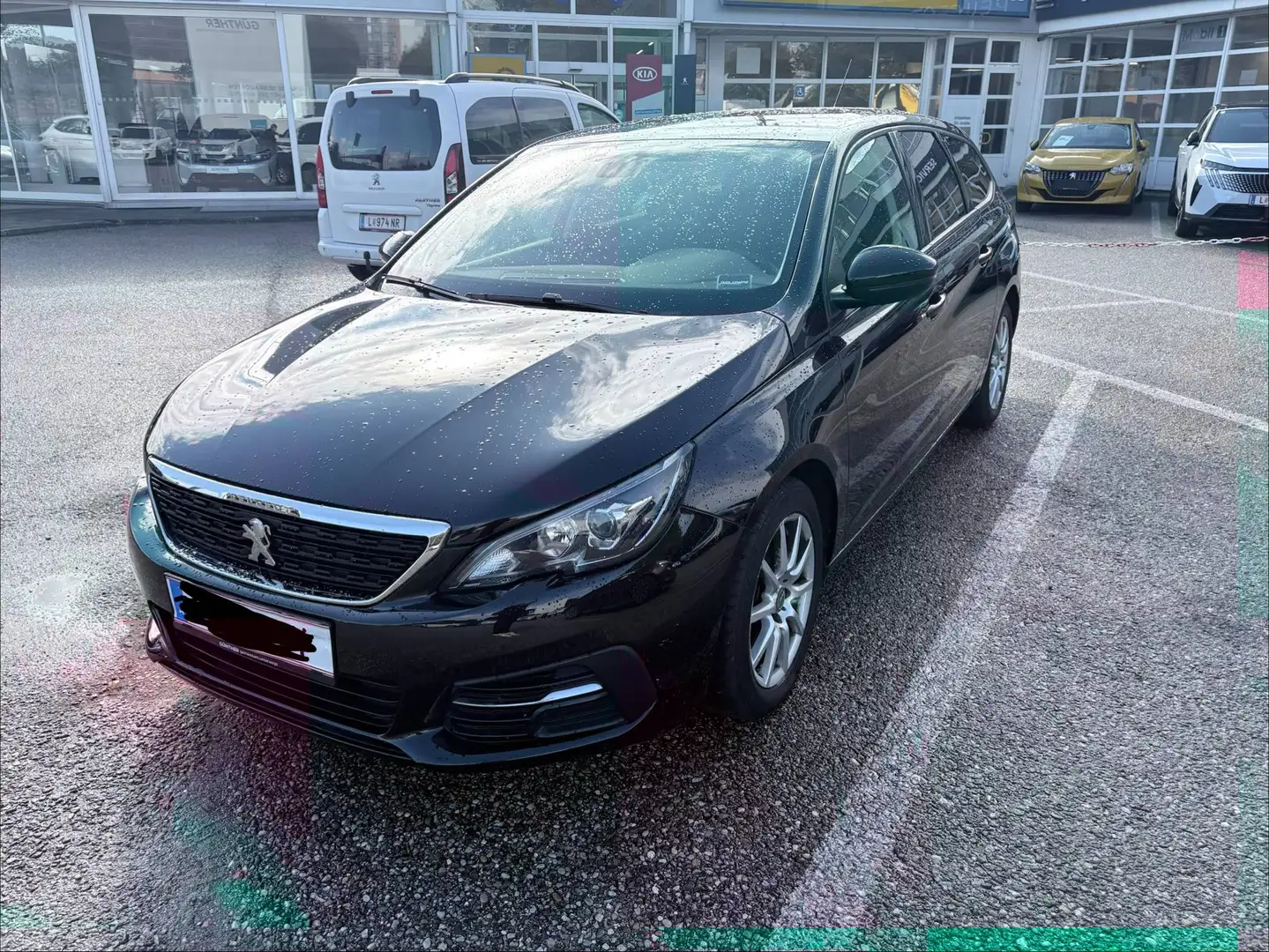 Peugeot 308 308 SW 1,5 BlueHDI 130 Active S Schwarz - 1