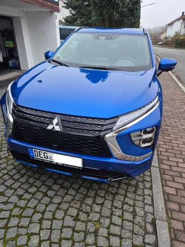 Imagine Mitsubishi Eclipse Cross Eclipse Cross Plug-In Hybrid 4WDPlus