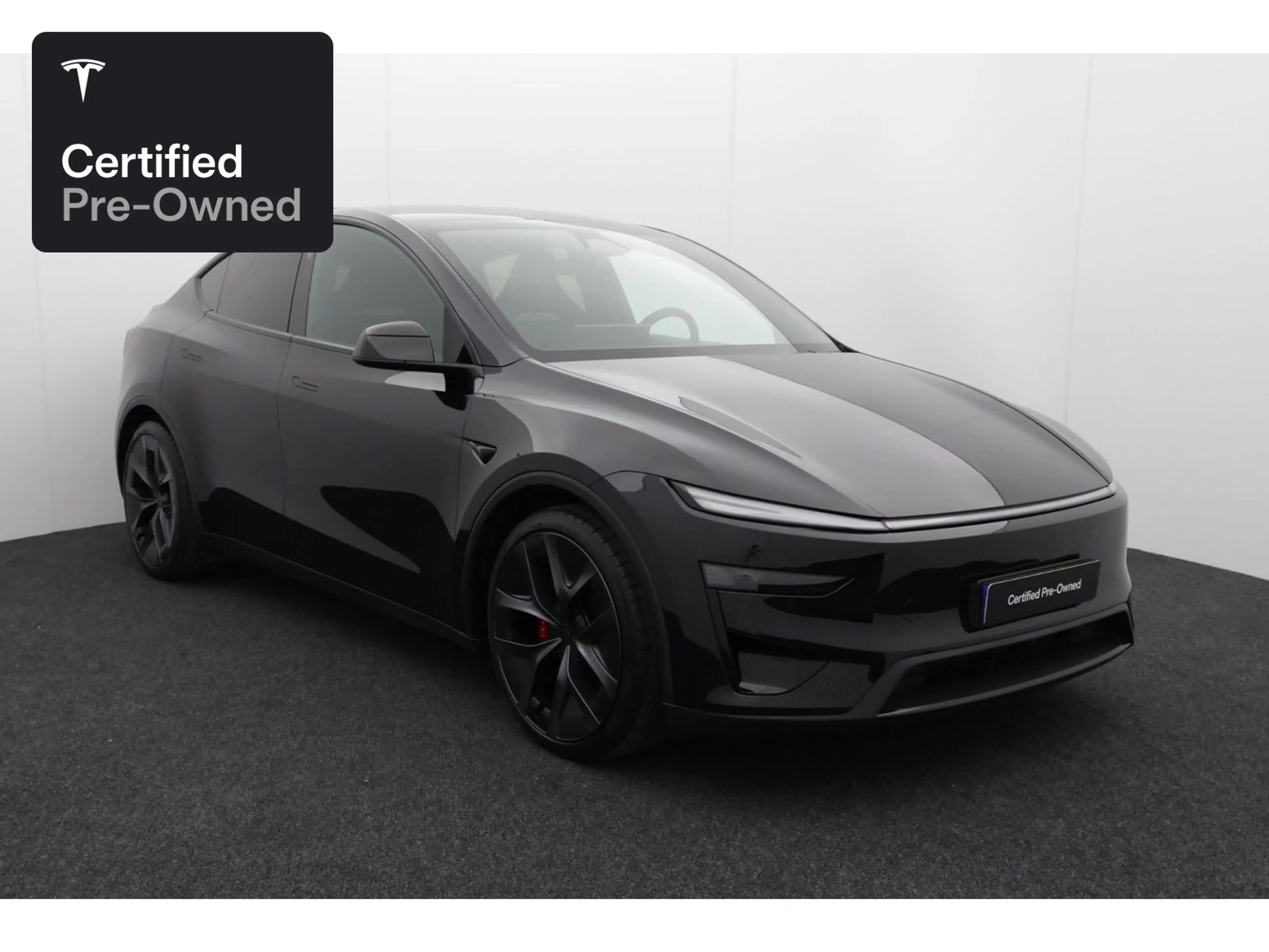 Tesla Model Y Performance “Certified Pre-Owned” — photo 3
