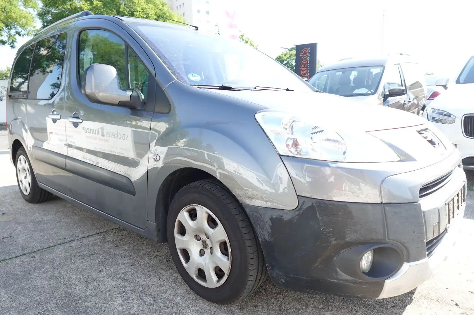 Peugeot Partner Tepee Family+PDC+AHK+BC Grigio - 1