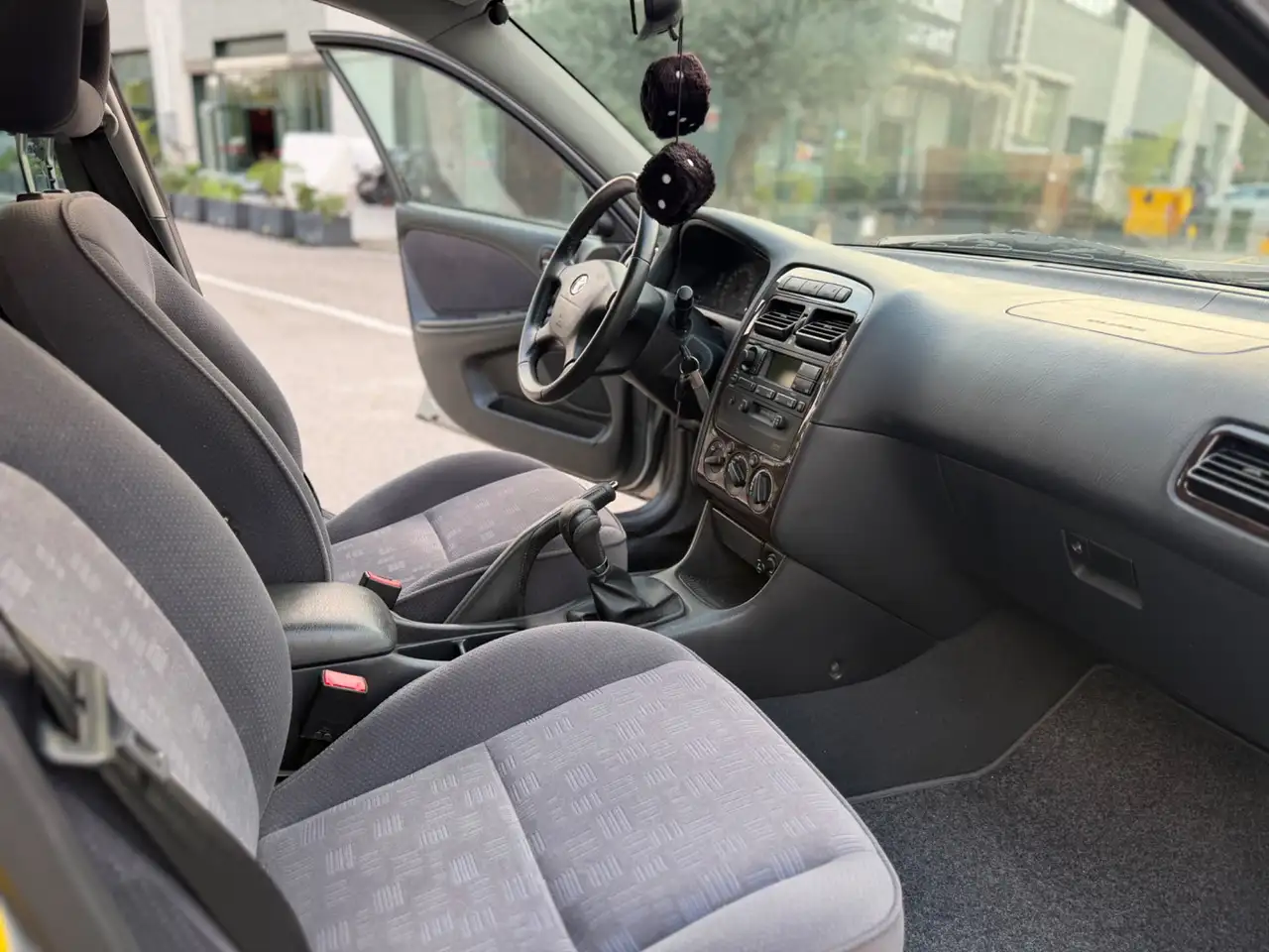 Toyota Avensis 1.6i 16V cat*Neopatentati*Solo 131000km, foto 12