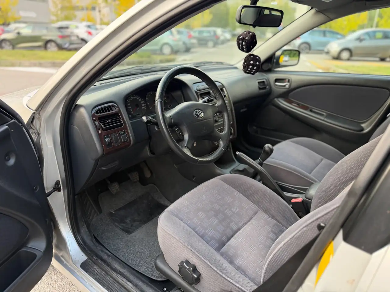 Toyota Avensis 1.6i 16V cat*Neopatentati*Solo 131000km, foto 9