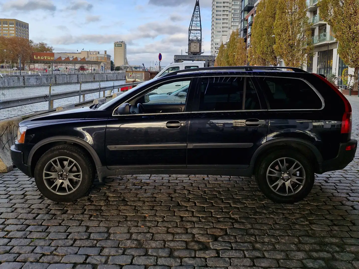 Volvo XC90 2.9 Turbo 24v T6 Geartronic Blauw - 2