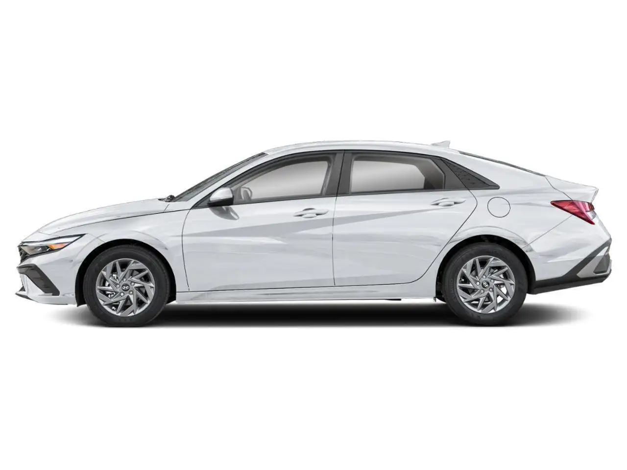 Hyundai ELANTRA снимка Hyundai ELANTRA