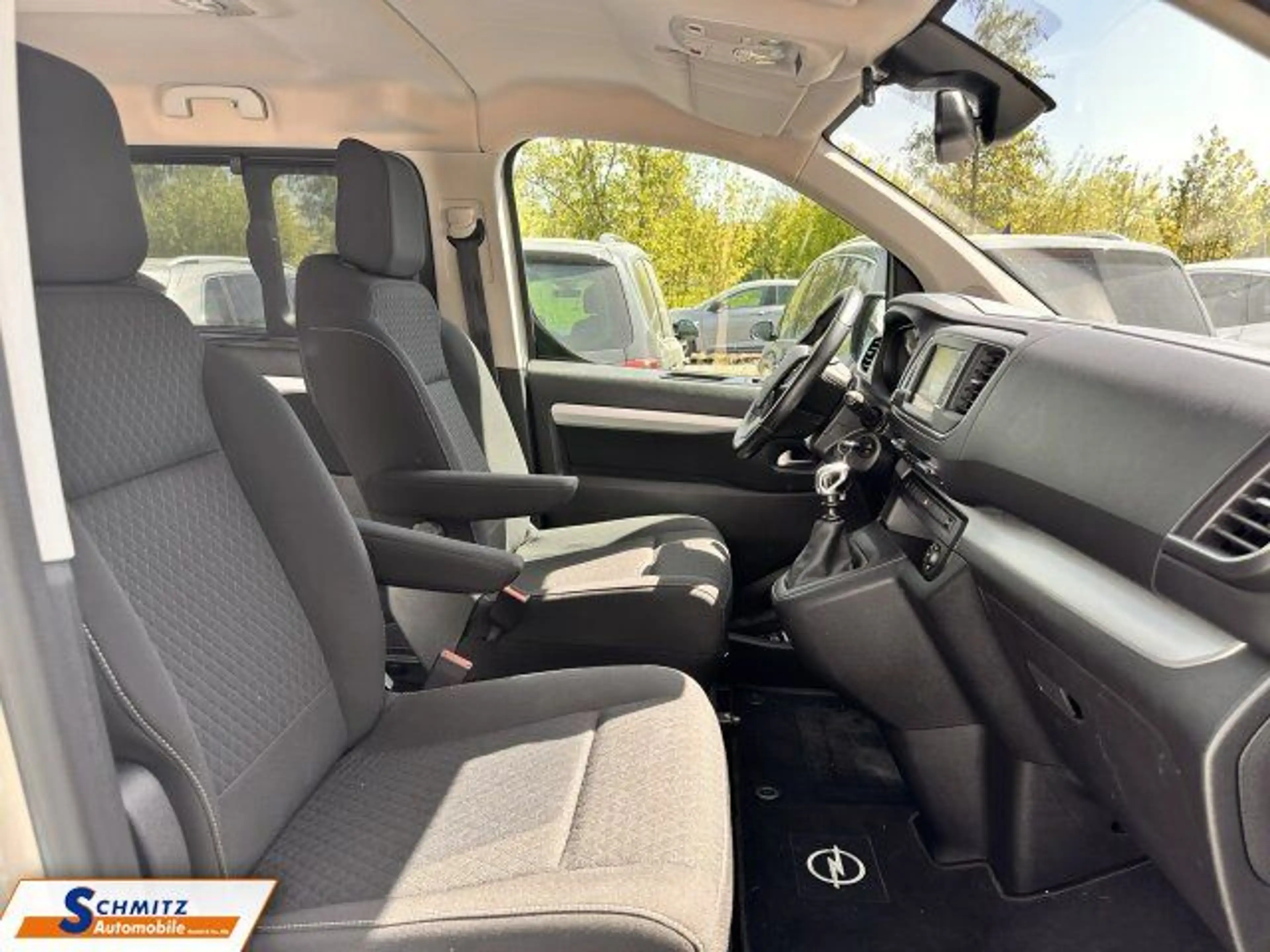Opel Zafira Life 1.5 S Edition Navi/R-Cam/Xenon/PDC — photo 11