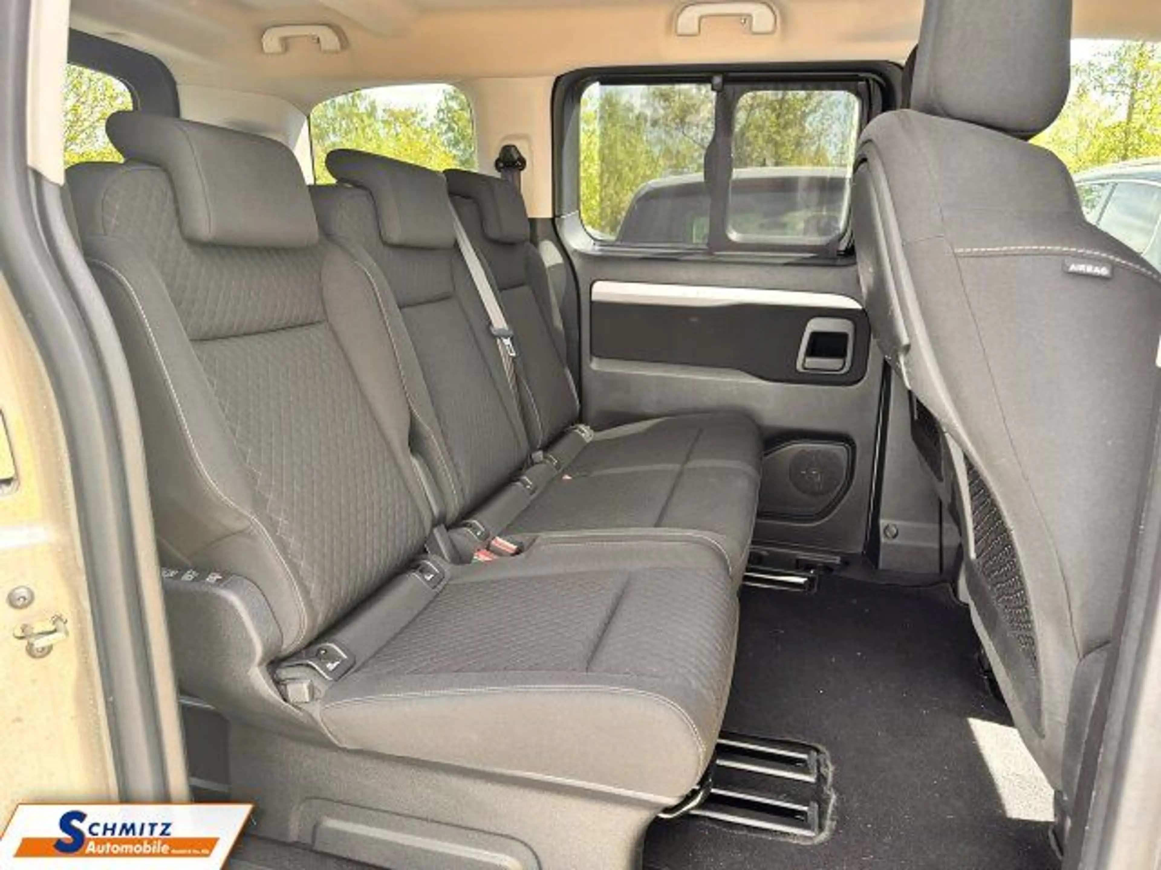 Opel Zafira Life 1.5 S Edition Navi/R-Cam/Xenon/PDC — photo 10