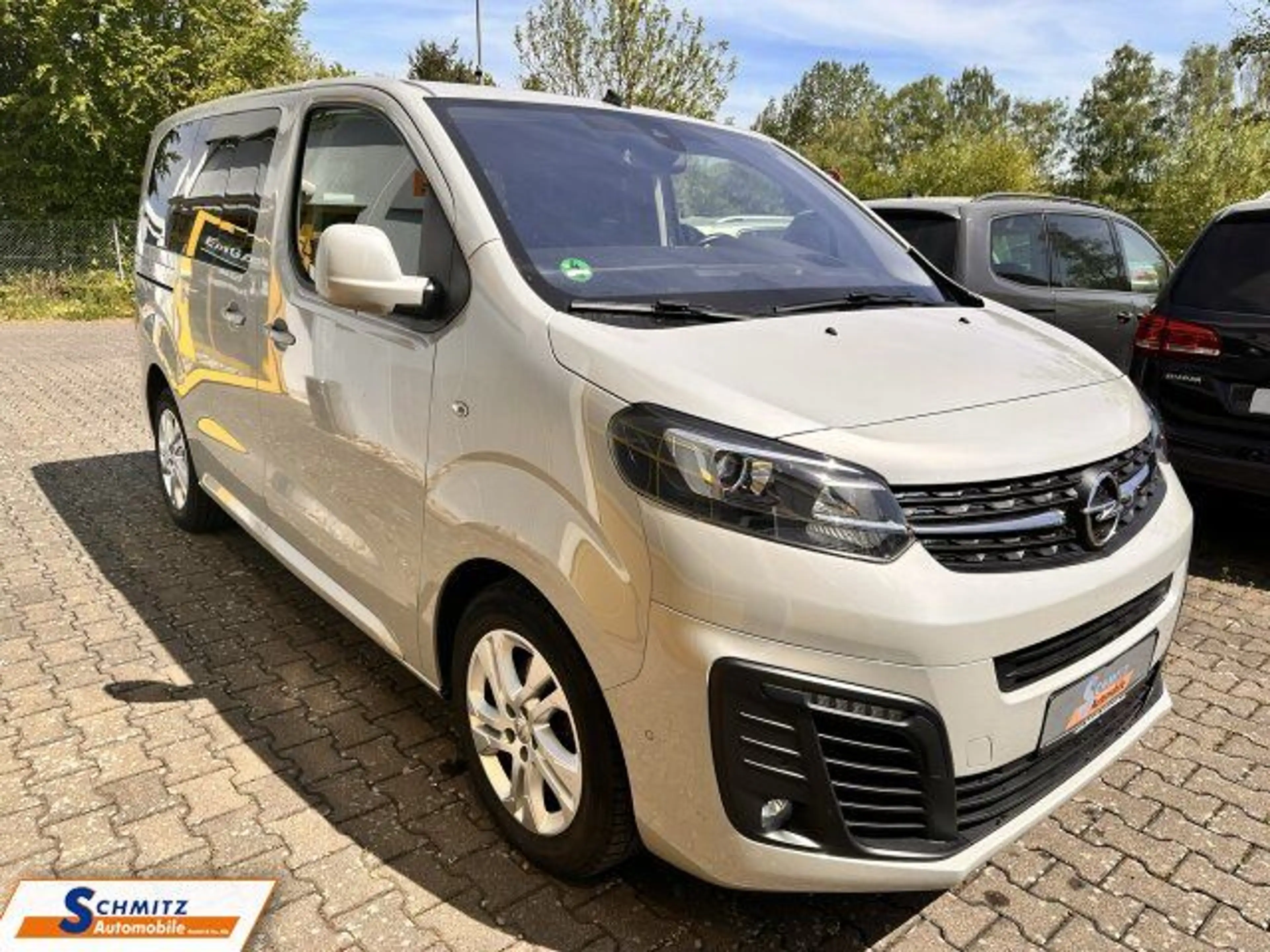 Opel Zafira Life 1.5 S Edition Navi/R-Cam/Xenon/PDC — photo 4