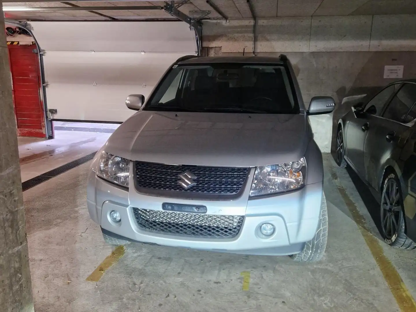 Suzuki Vitara Vitara 2,0 VX TD 4WD VX Silber - 1