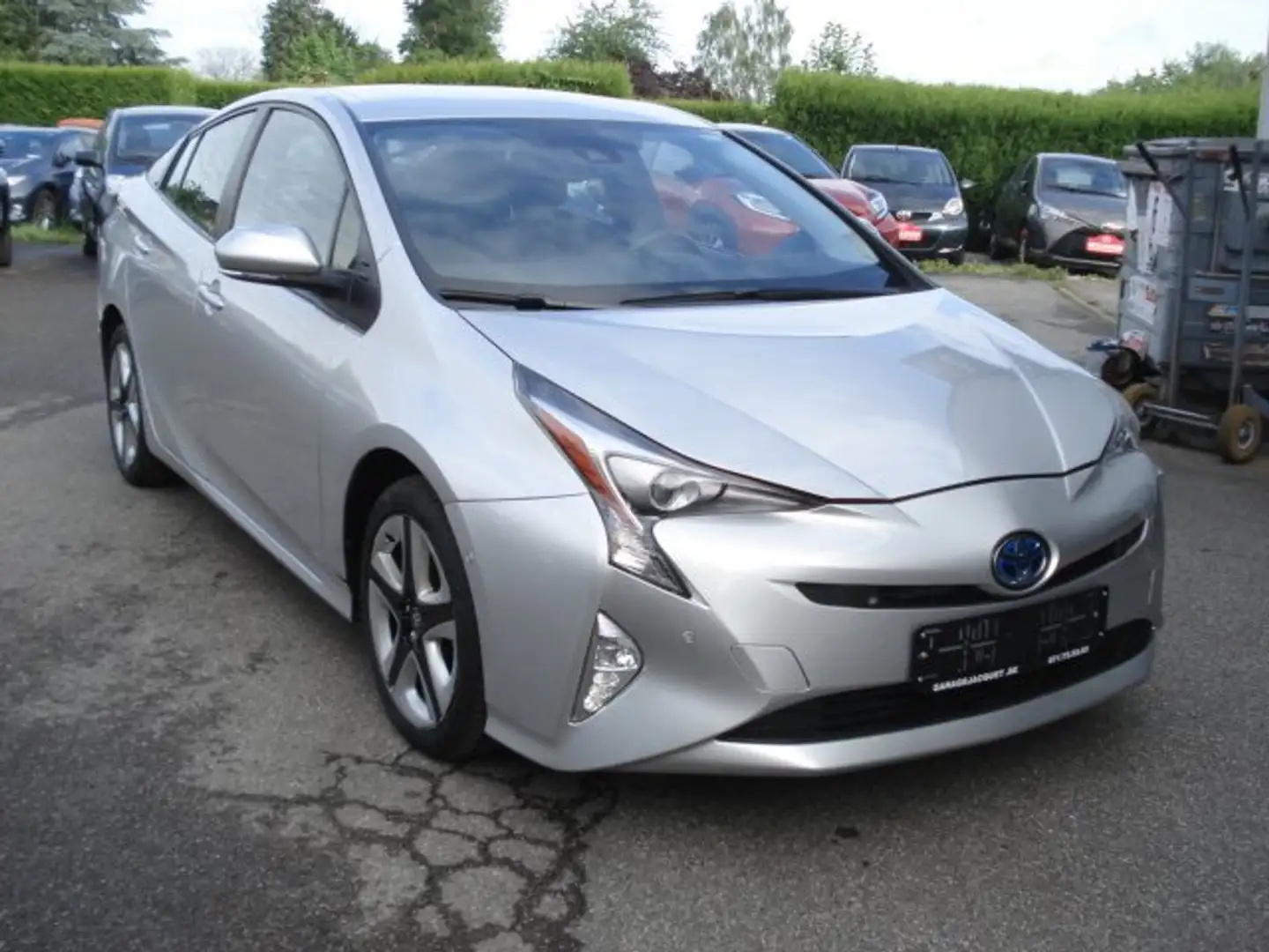 Toyota Prius 1.8i VVT-i Hybrid Lounge CVT Gris - 1