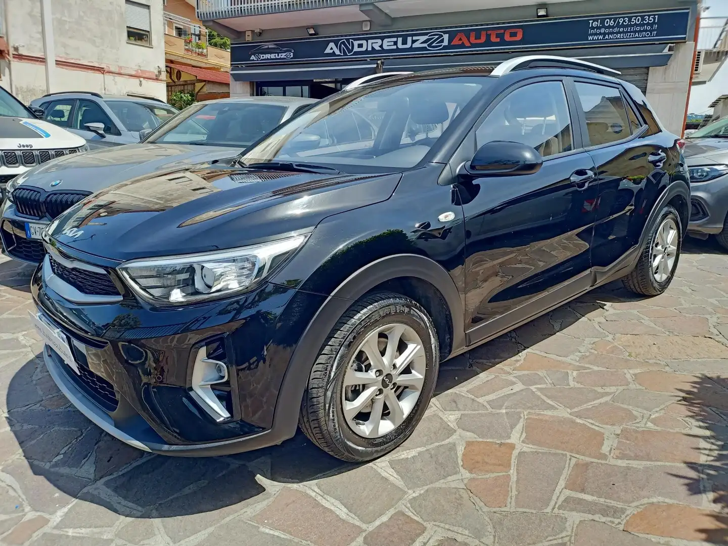 Kia Stonic 1.2 dpi Urban gpl 82cv (PREZZO REALE) Černá - 1