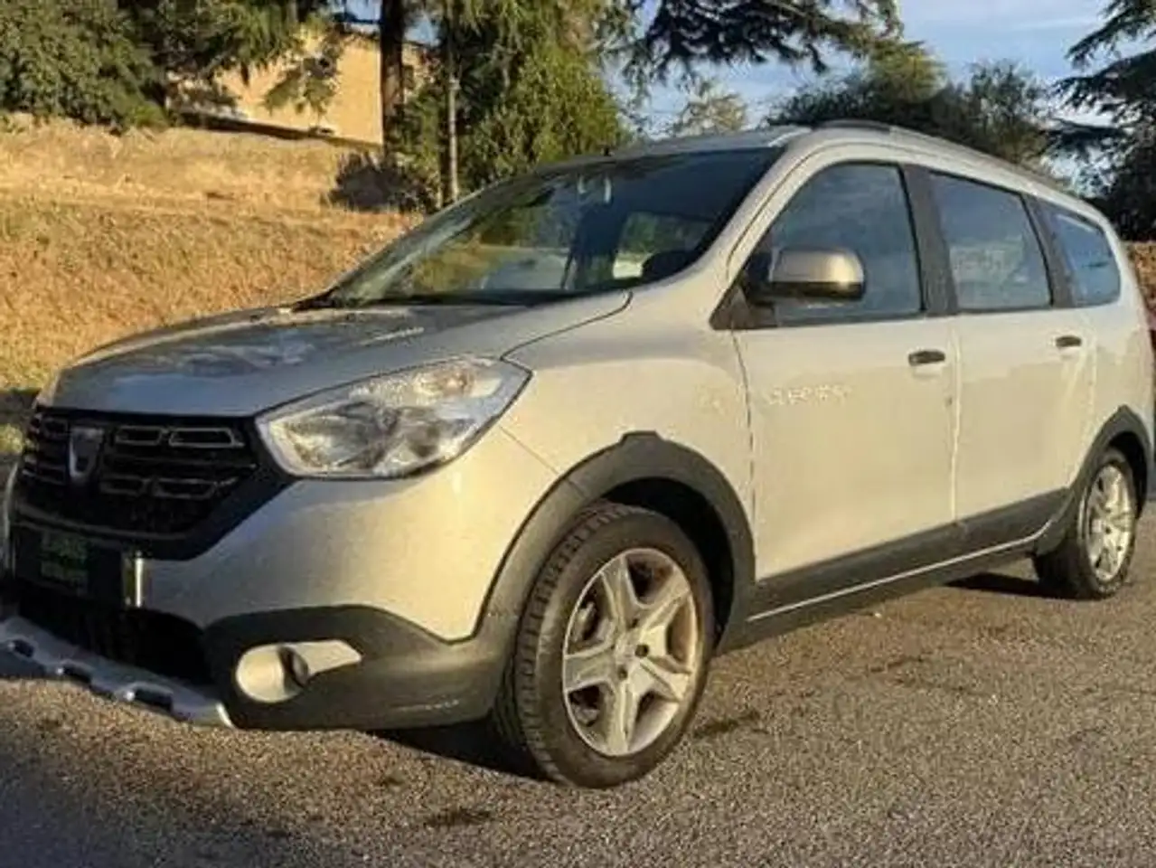 Dacia Lodgy