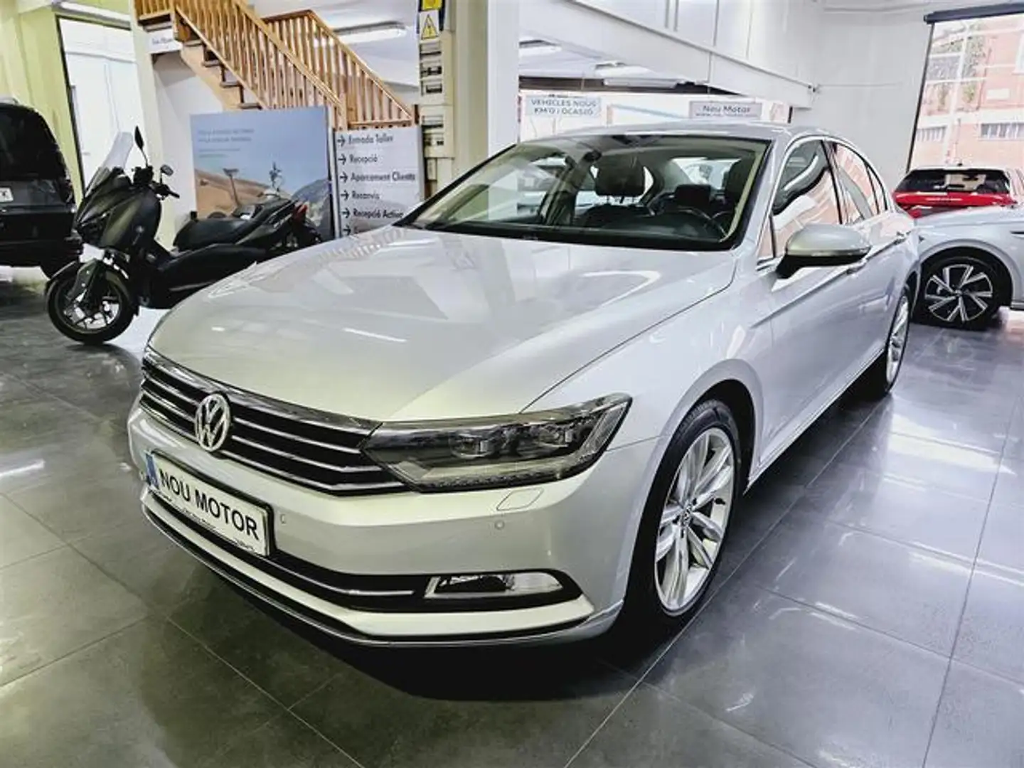 Volkswagen Passat 2.0TDI Sport 110kW Argento - 1