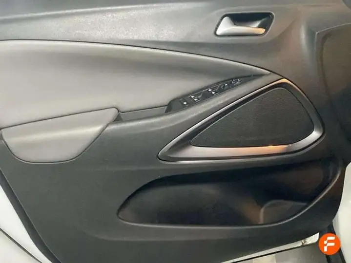 Opel Crossland X 1.2 Innovation S/S 2019, foto 30