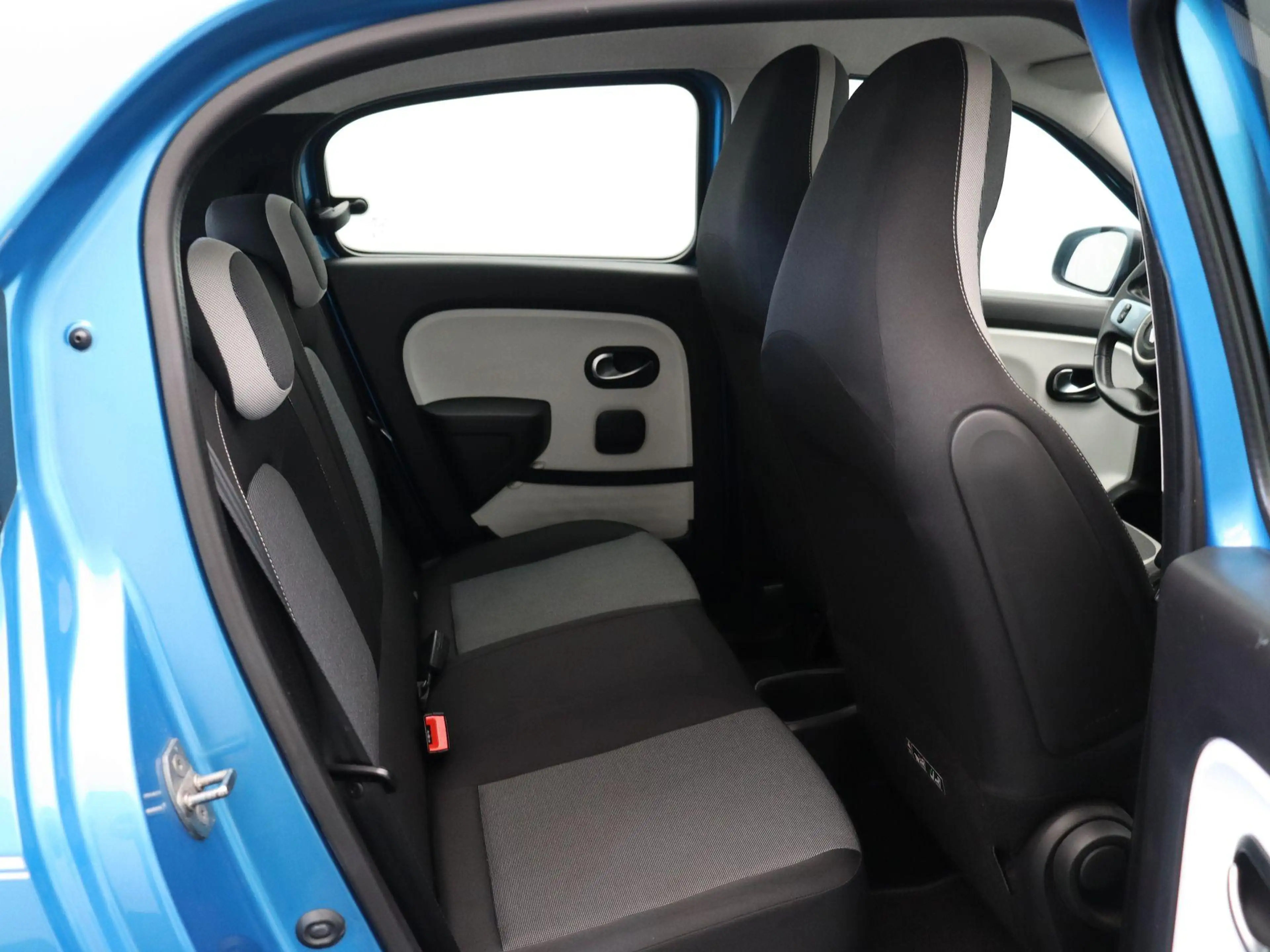 Renault Twingo 1.0 SCe Expression | Achteruitrijcamera | Airco | — photo 8