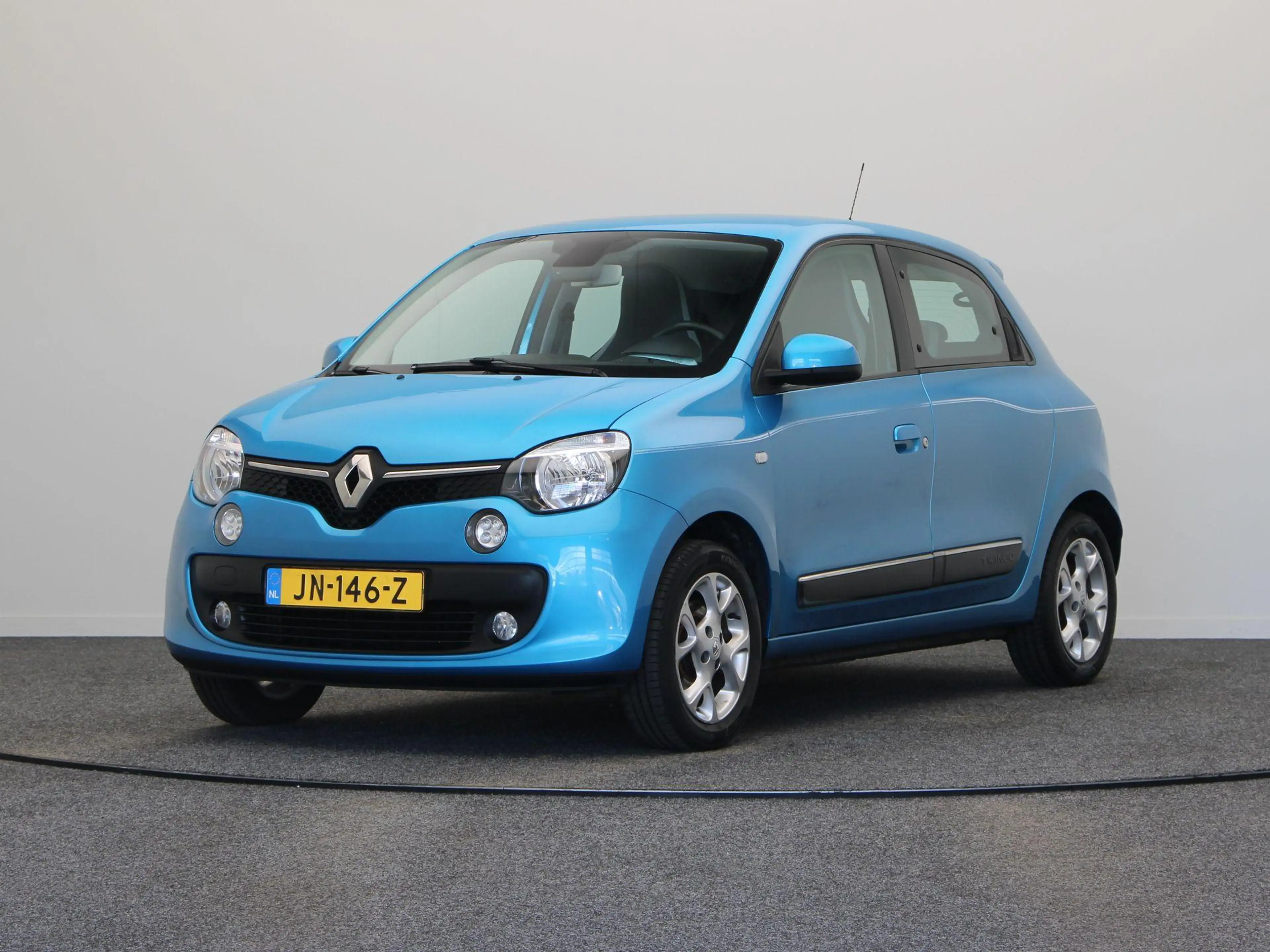 Renault Twingo 1.0 SCe Expression | Achteruitrijcamera | Airco | — photo 10