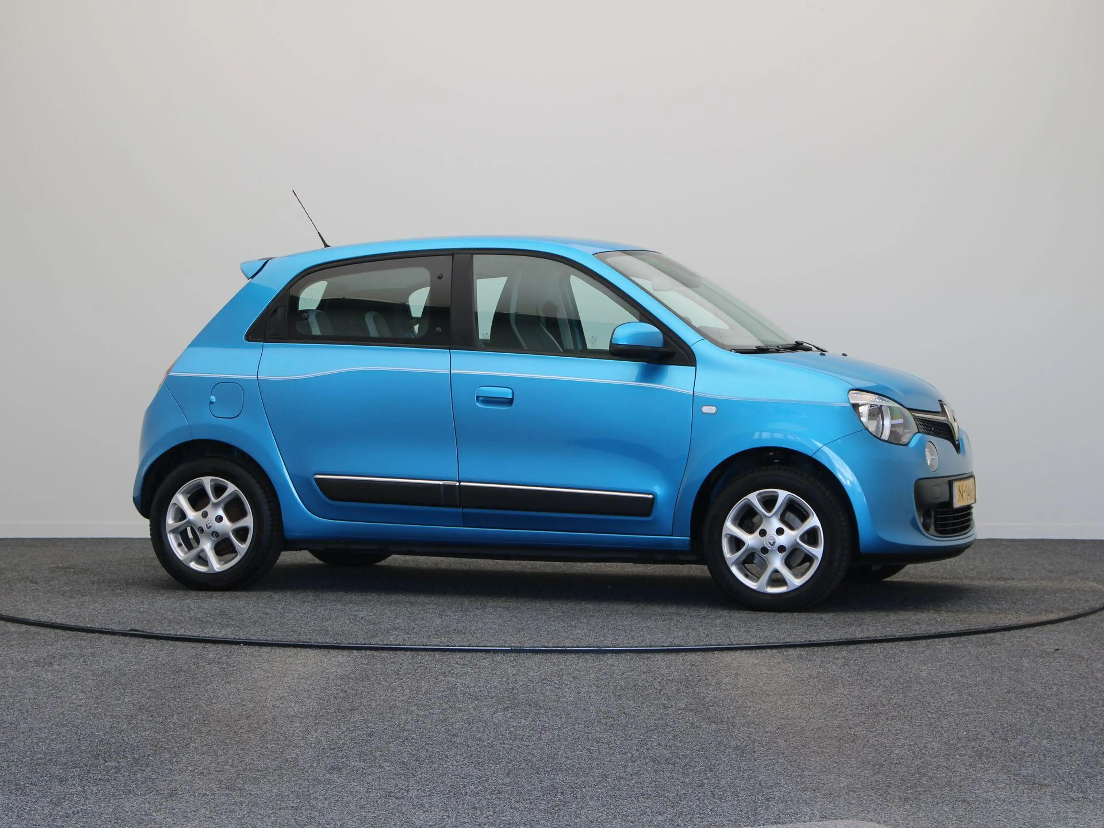 Renault Twingo 1.0 SCe Expression | Achteruitrijcamera | Airco | — photo 13
