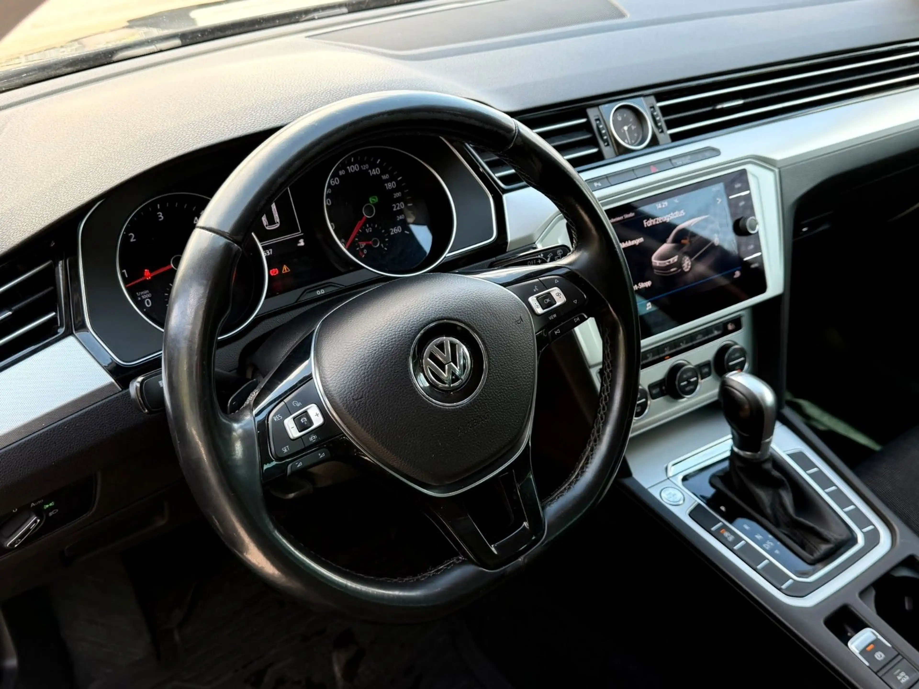 Volkswagen Passat Variant Comfortline BMT/Start-Stop — photo 8