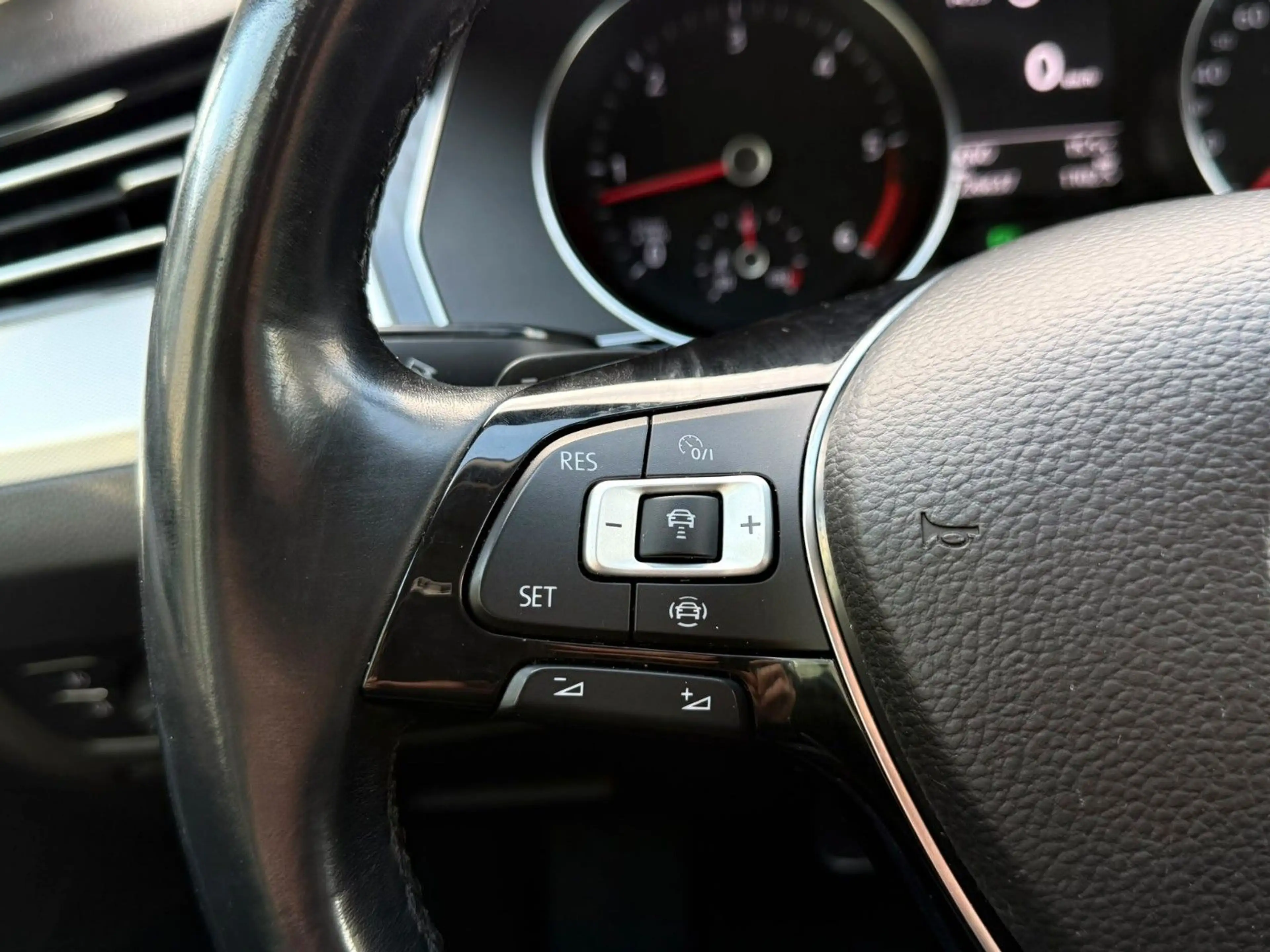 Volkswagen Passat Variant Comfortline BMT/Start-Stop — photo 11