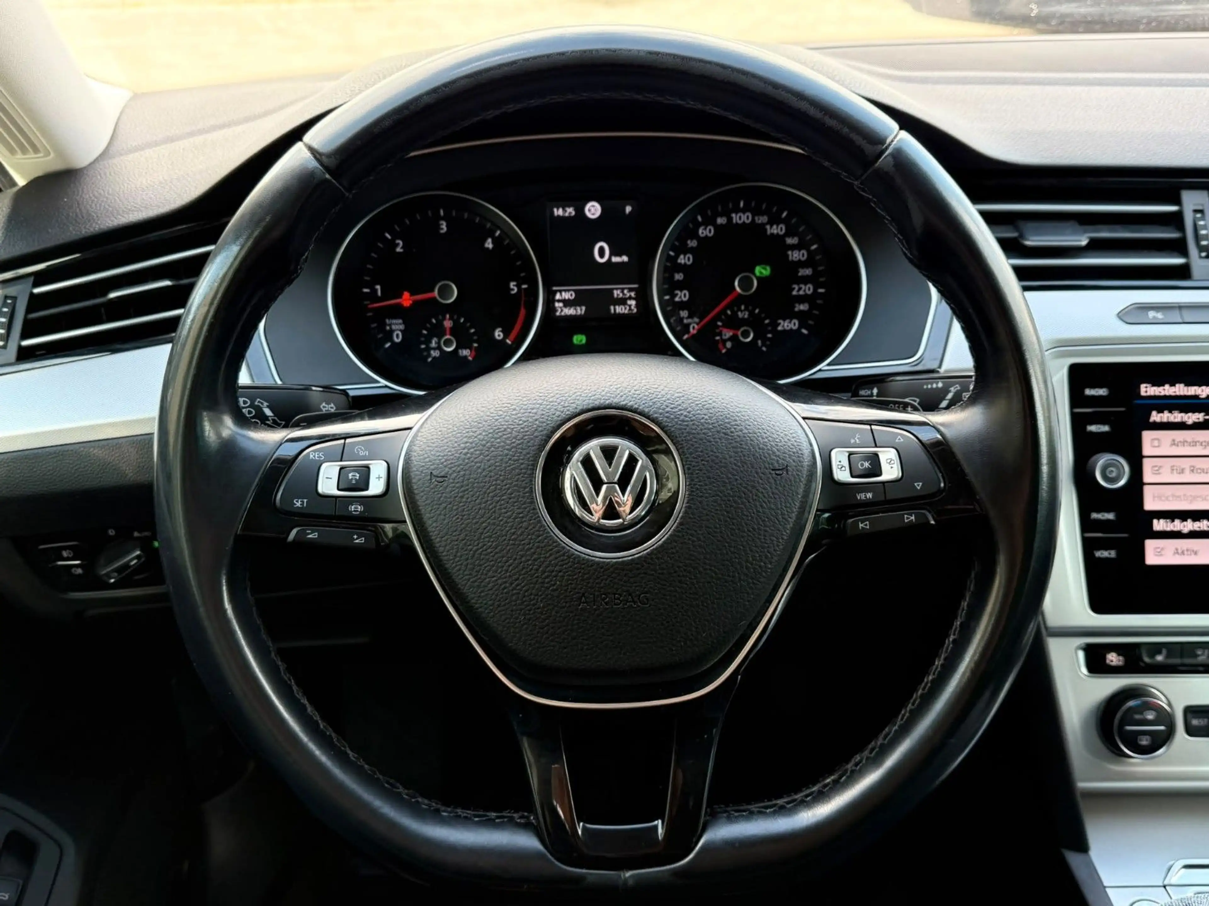 Volkswagen Passat Variant Comfortline BMT/Start-Stop — photo 10