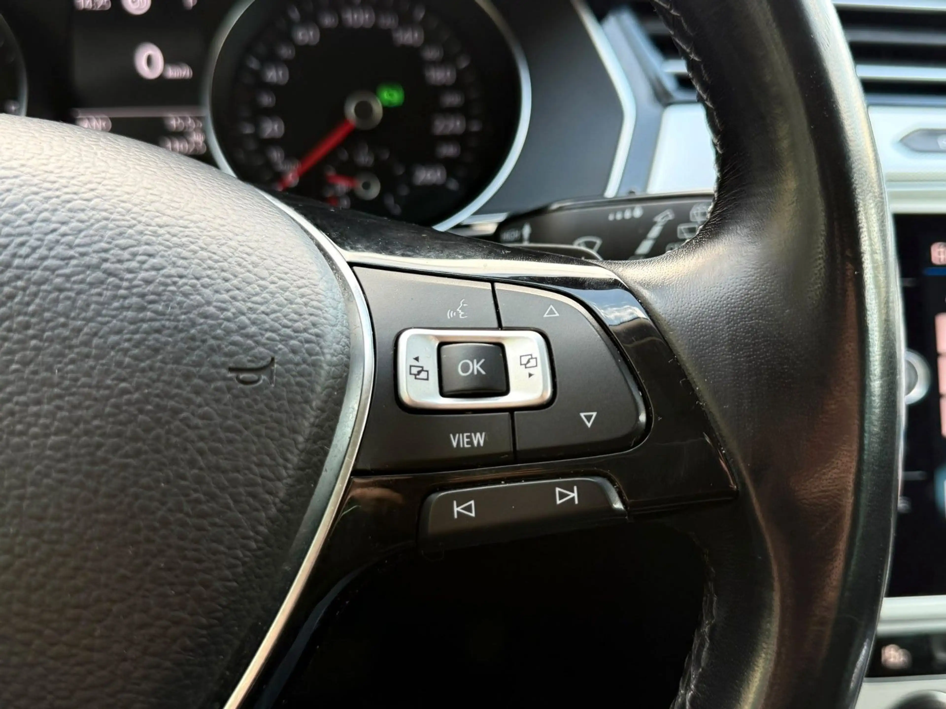 Volkswagen Passat Variant Comfortline BMT/Start-Stop — photo 12