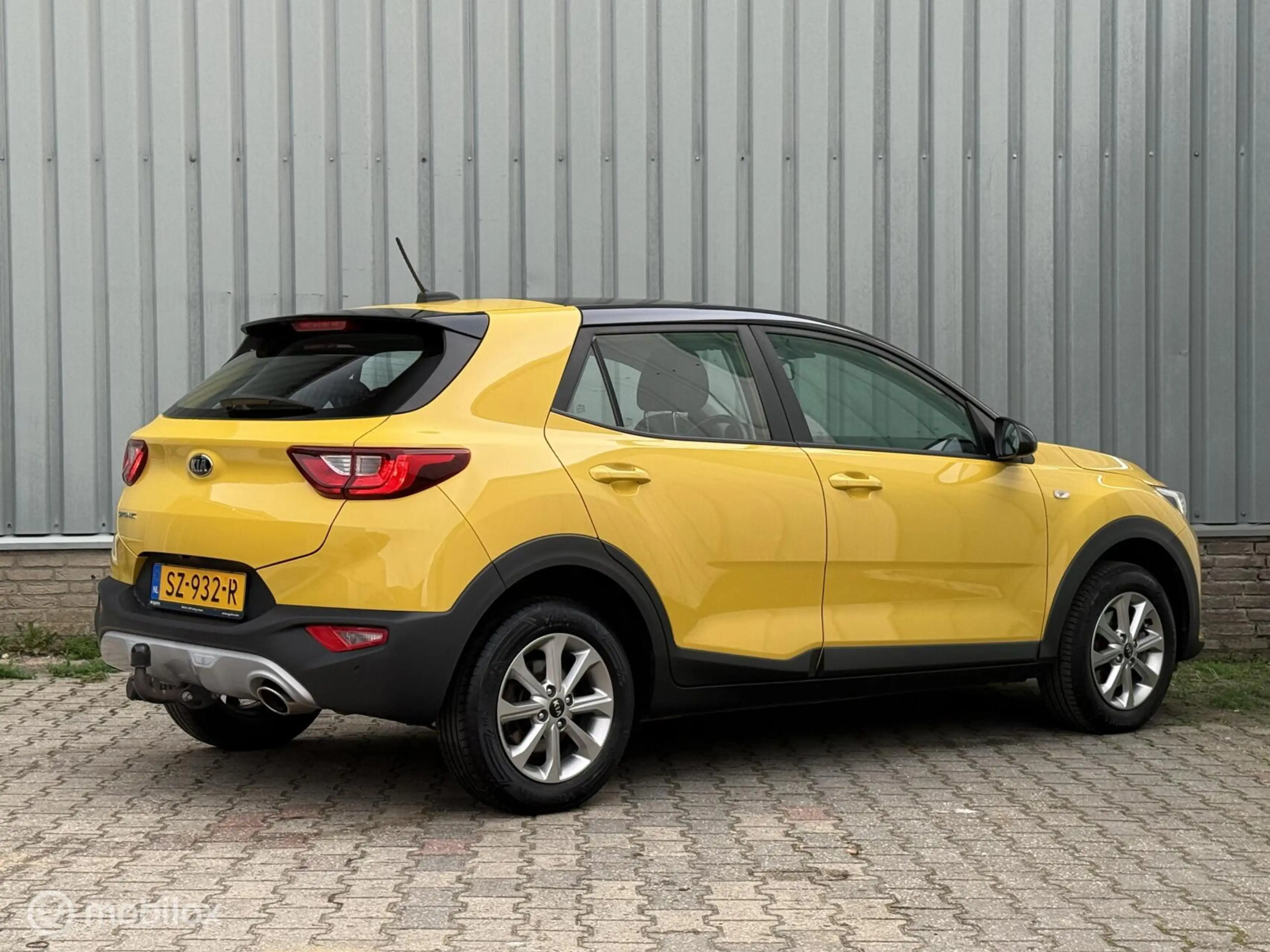 Kia Stonic 1.2 MPi CP-Line Navigator | CarPlay | Camera — photo 30