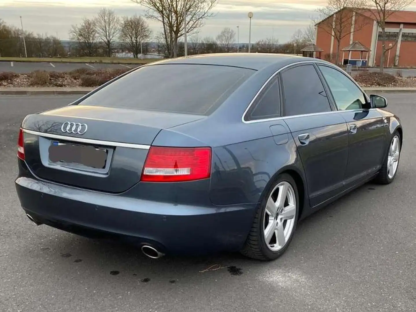 Audi A6 A6 2,5 V6 TDI       Tiptronic Grau - 2
